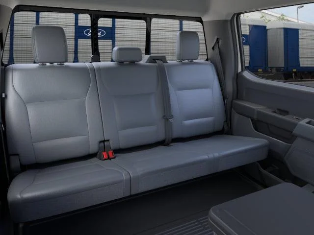 New 2026 Oxford White Ford F-550® XL image 33