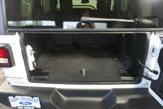 Certified Used 2025 Bright White Clearcoat Jeep Sport S image 29