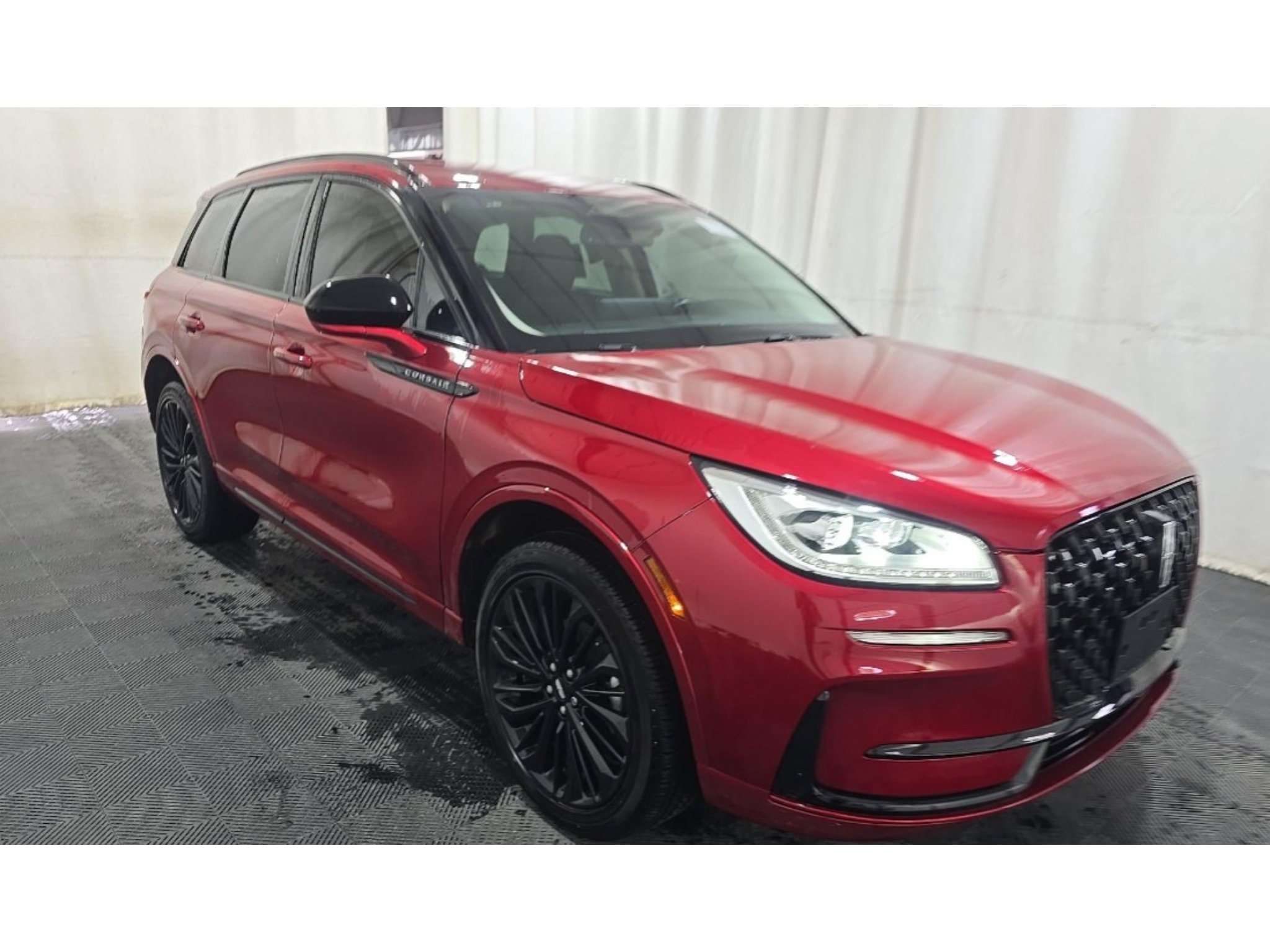 Used 2024 Vermillion Red Lincoln Reserve image 3