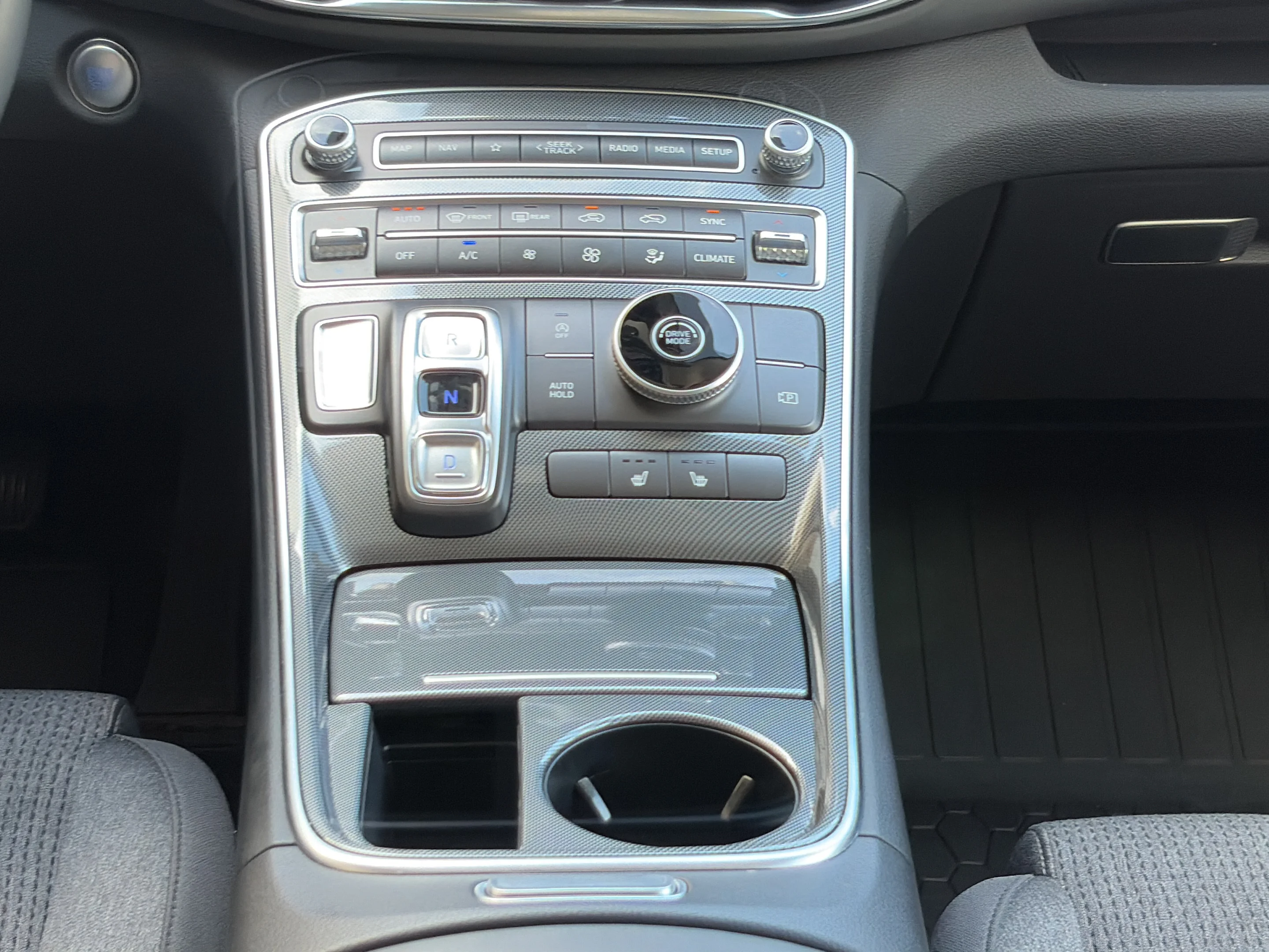 Used 2023 Portofino Gray Hyundai SEL image 18