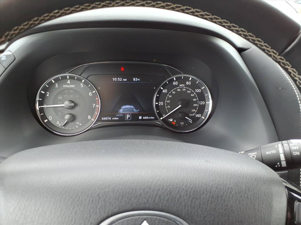 Used 2022 Moonstone White INFINITI PREMIUM SELECT image 18
