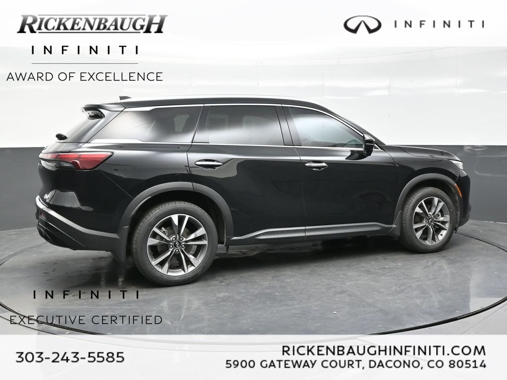 Certified Used 2023 Black INFINITI LUXE image 9