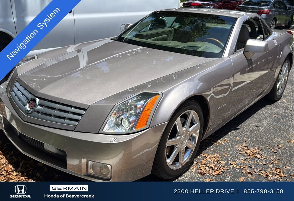 2004 Cadillac XLR V8 Roadster's photo