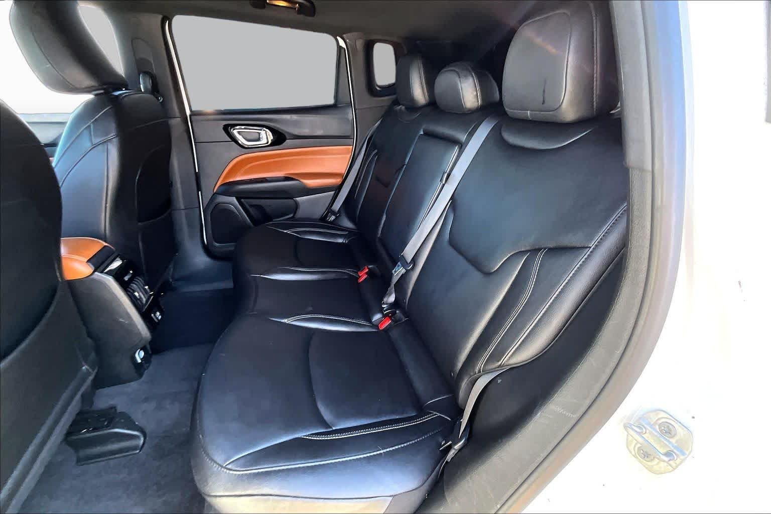 Used 2025 Bright White Clearcoat Jeep Limited image 19