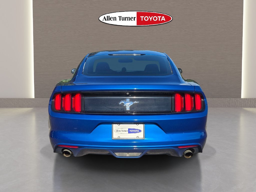 Used 2017 Blue Ford V6 image 7