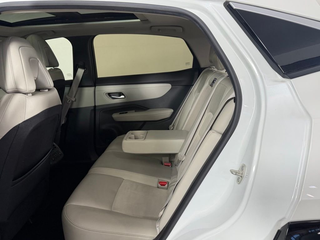 Used 2024 White Nissan EVOLVE+ image 25