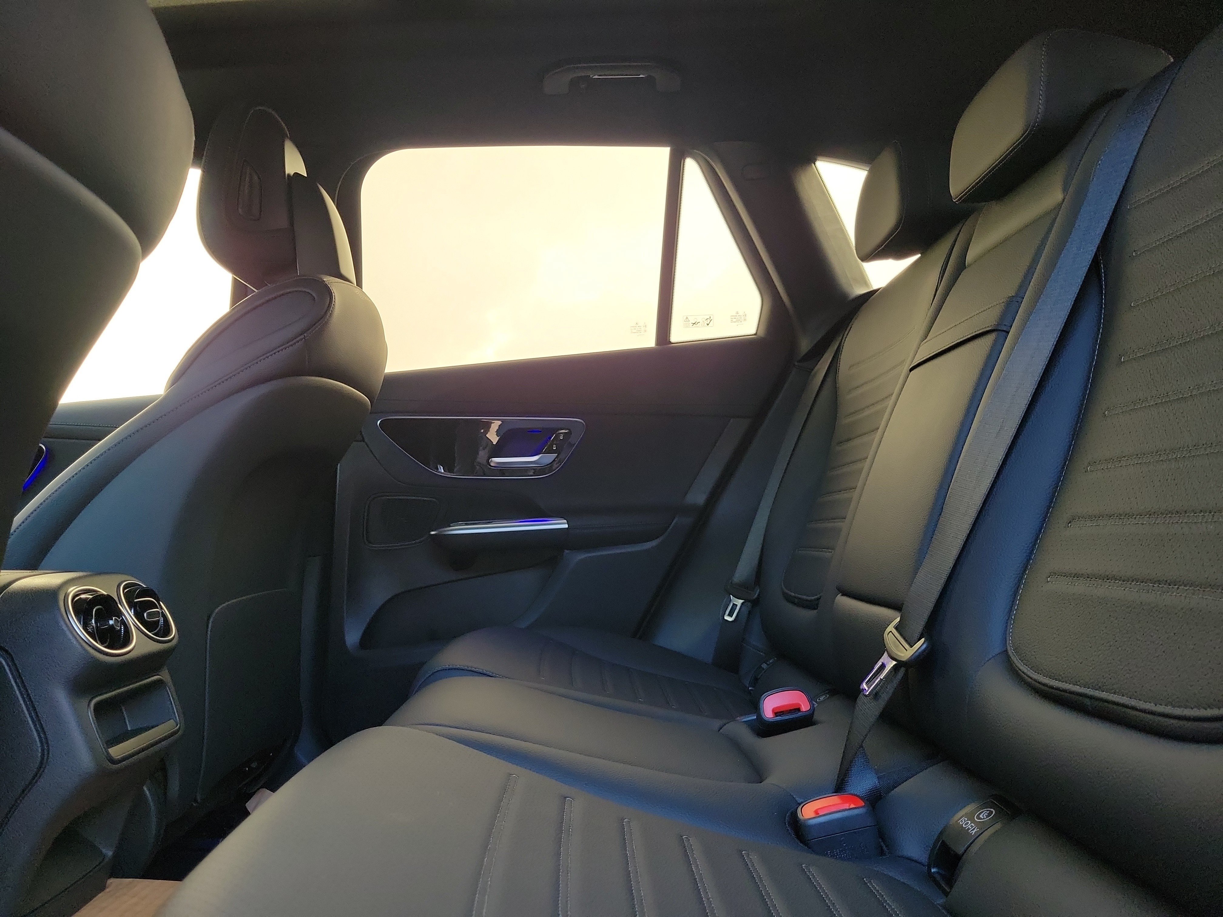 New 2026 Black Mercedes-Benz GLC 300 image 40