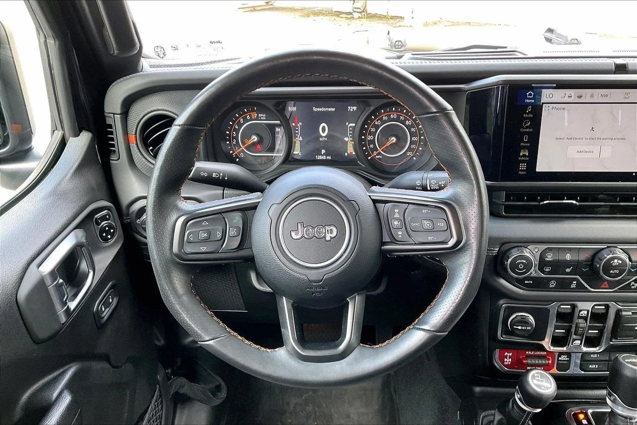 Certified Used 2024 Black Jeep Mojave image 9
