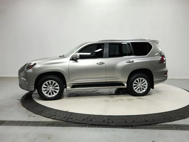 Used 2023 Silver Lexus 460 image 5