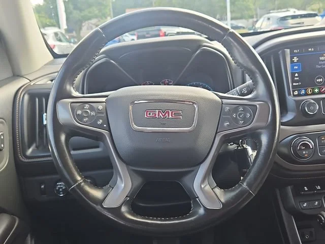 Used 2021 SUMMIT WHITE GMC 4WD AT4 w/Leather image 15