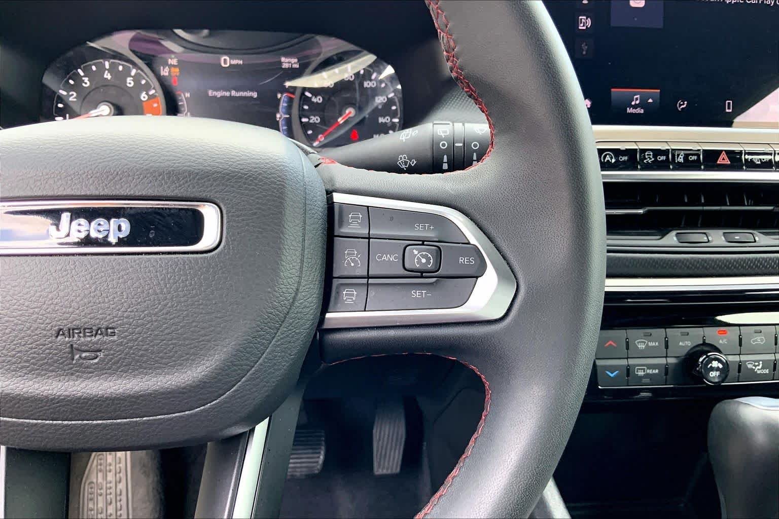 Used 2025 Bright White Clearcoat Jeep Trailhawk image 24