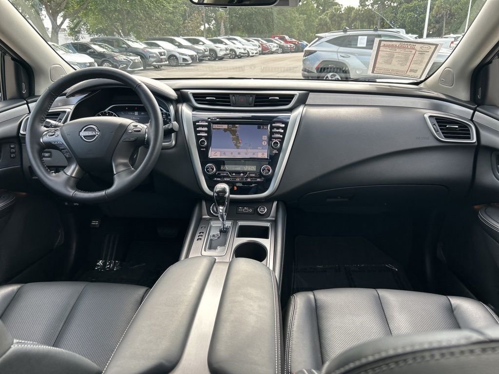 Used 2024 Silver Nissan SL image 12