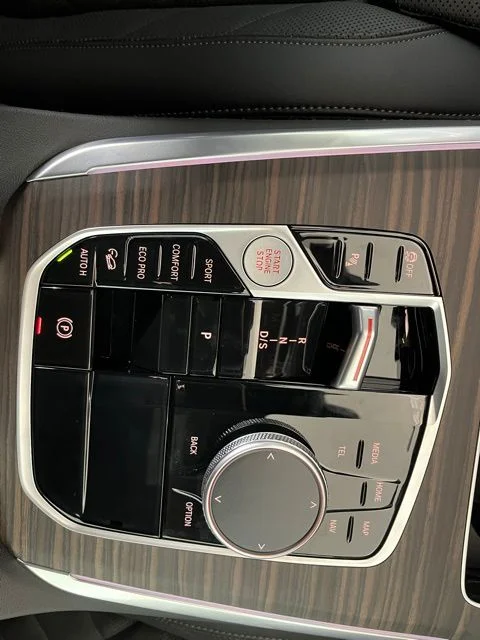 New 2026 Skyscraper Grey Metallic BMW xDrive40i image 13