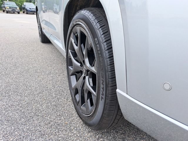Used 2024 Silver Lexus 500h F SPORT Premium image 18