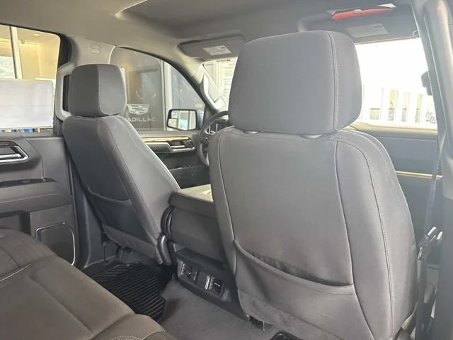 Used 2024 Onyx Black GMC Elevation image 23