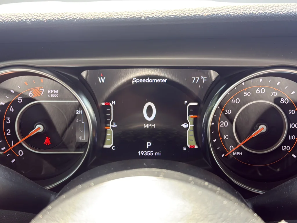 Used 2023 Black Jeep High Tide image 19