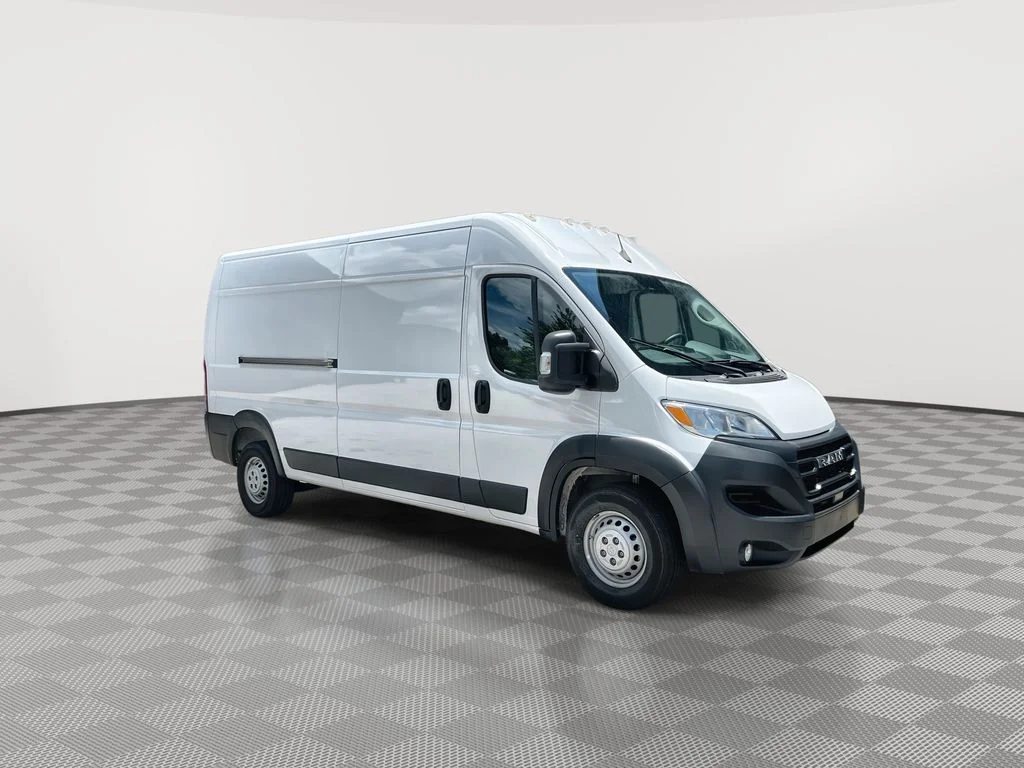 Used 2025 White Ram High Roof image 2