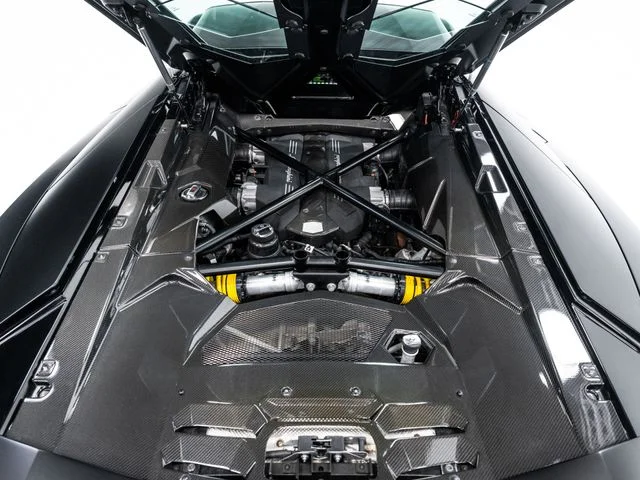 Used 2014  Lamborghini  image 58