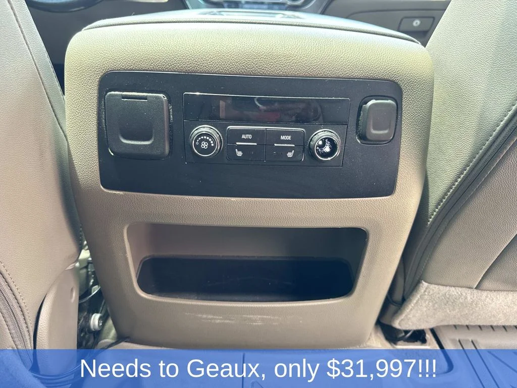 Used 2020 Black Chevrolet Premier image 29
