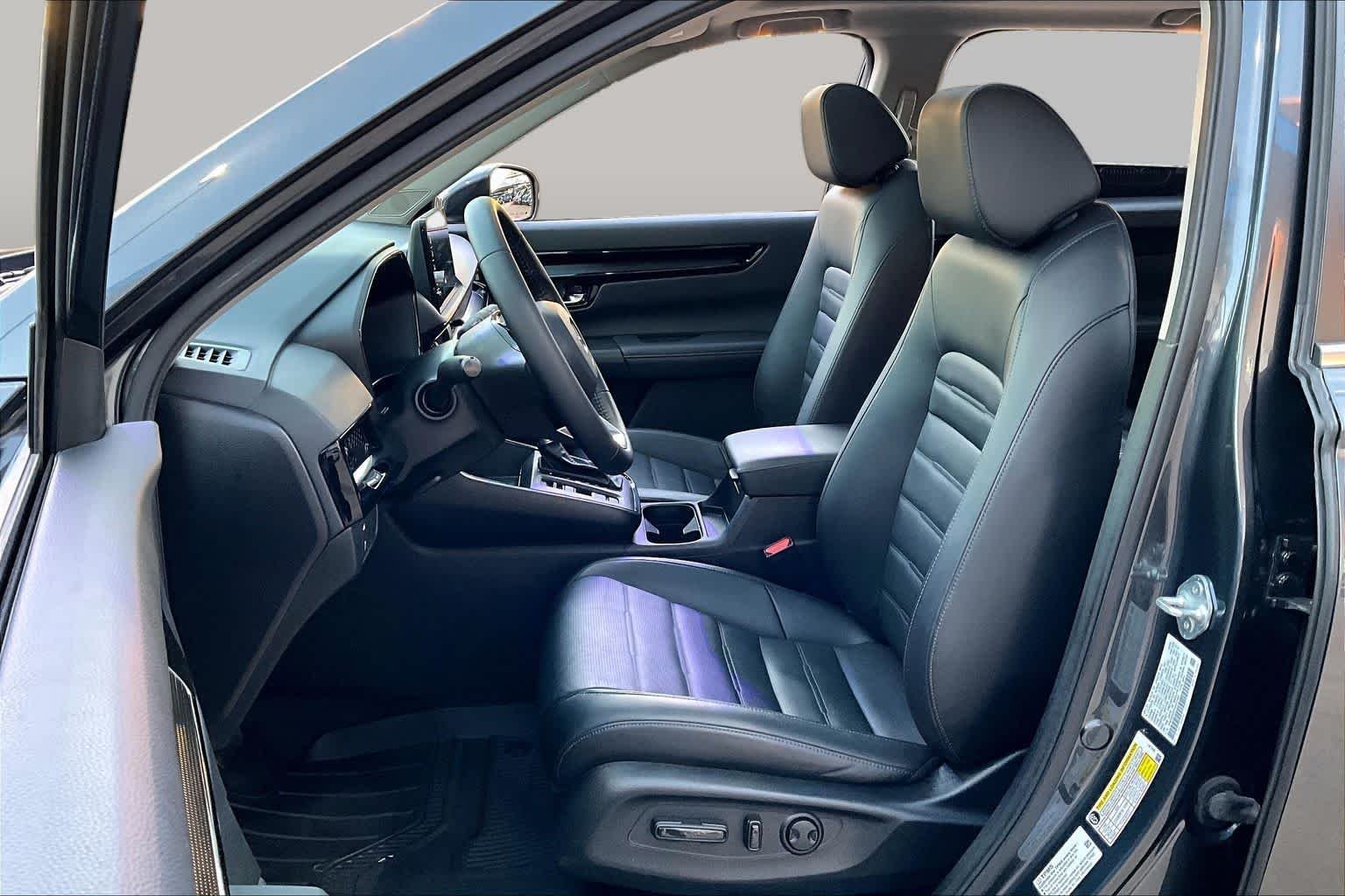 Used 2025 Meteorite Gray Metallic Honda EX-L image 8