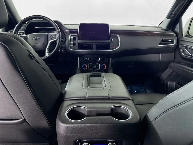 Used 2022 Gray Chevrolet Z71 image 23