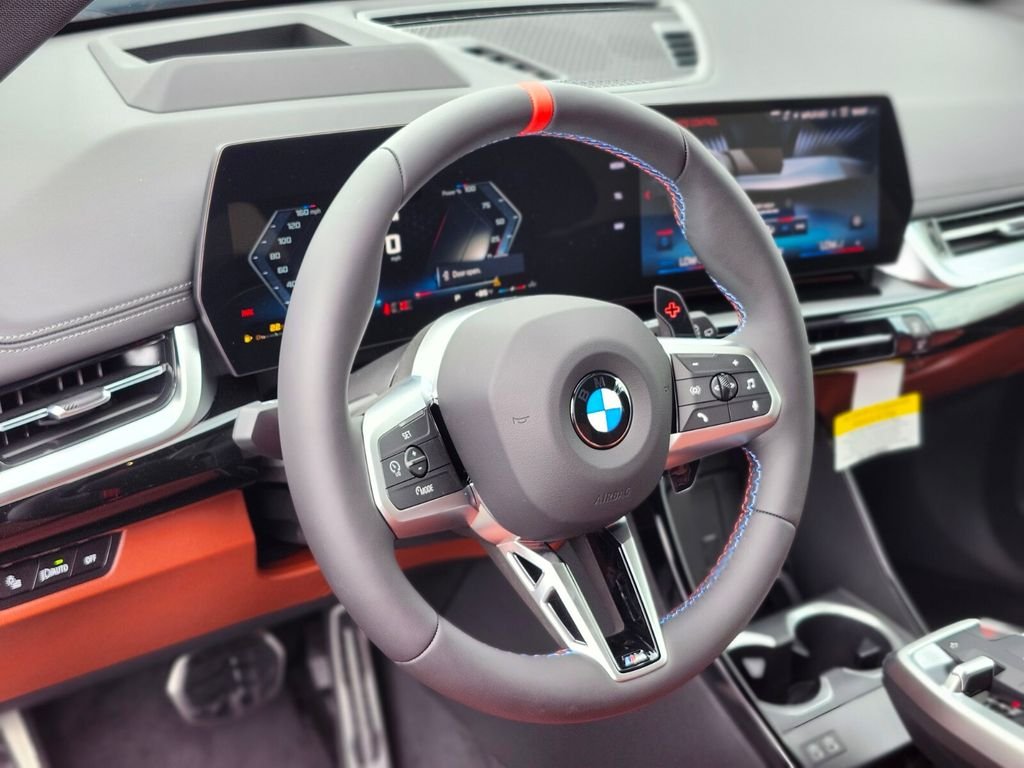 New 2026 Green BMW M35i image 21