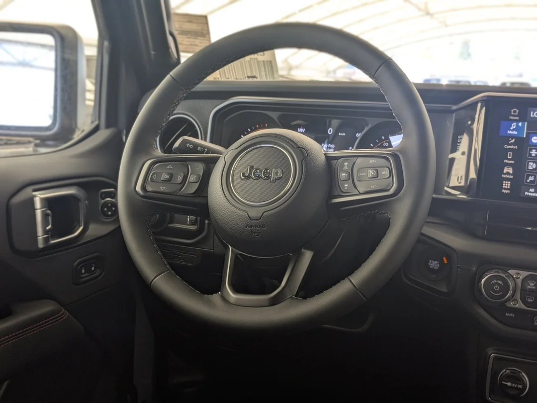 New 2026 Dark blue Jeep Rubicon - - 4x4 - 8-Spd Auto - Nappa Leather Seats - Black Freedom Top - Convenience Grp & More! image 15