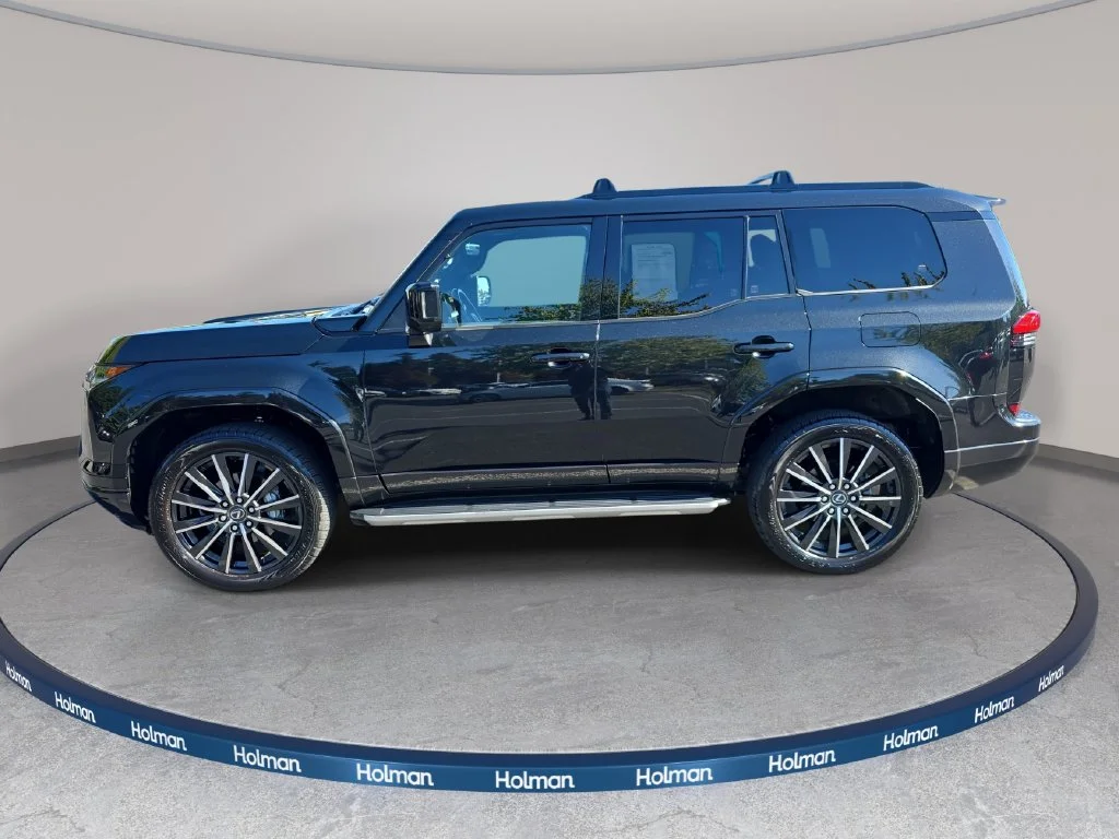Certified Used 2024 CAVIAR Lexus 550 Luxury image 8