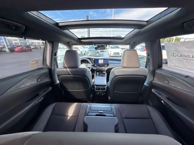 New 2026 Nori Green Pearl Lexus LUXURY image 60