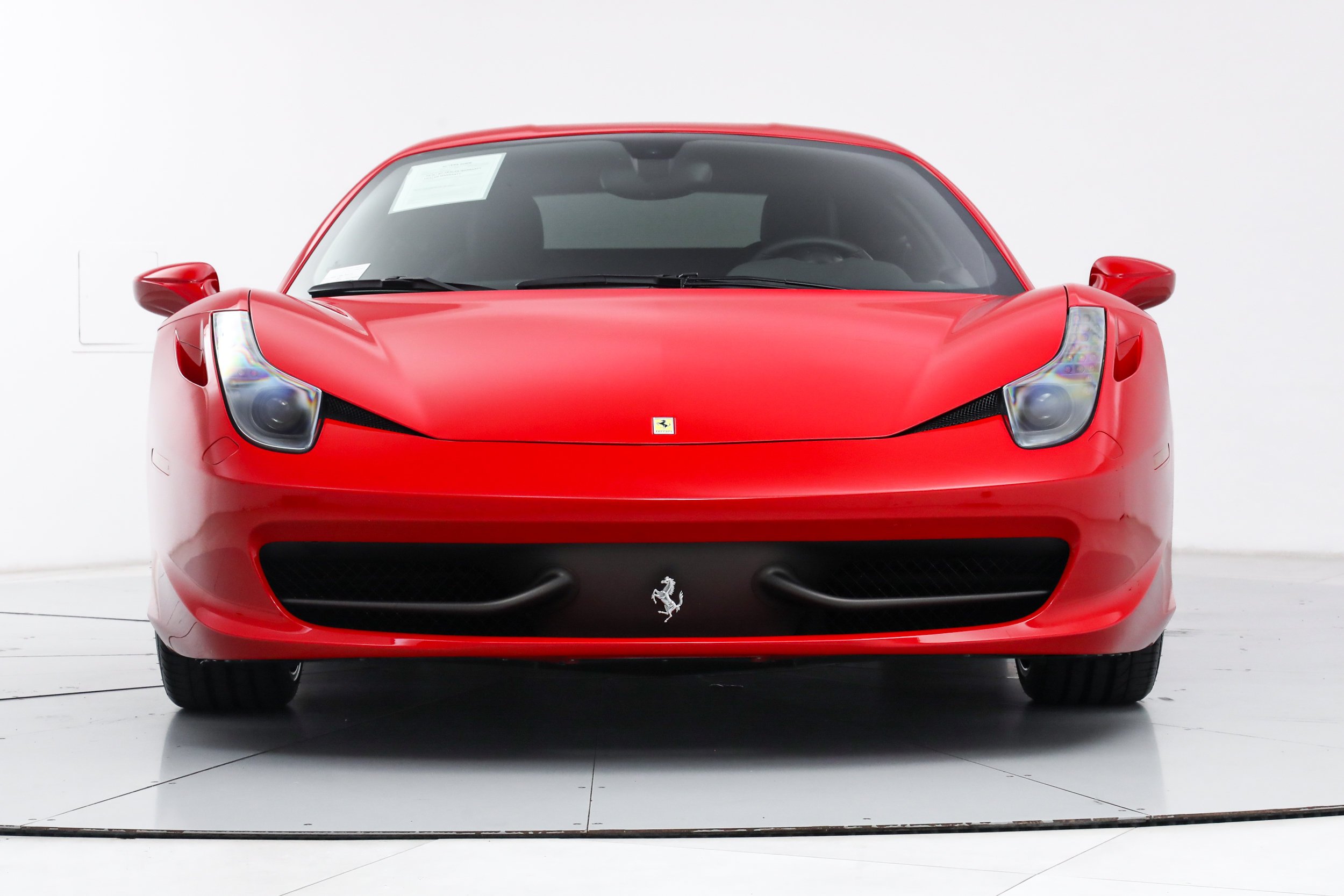 Used 2015 Red Ferrari  image 11