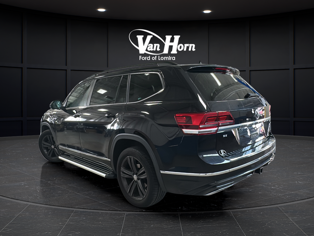 Used 2020 Deep Black Volkswagen 3.6L V6 SE image 5