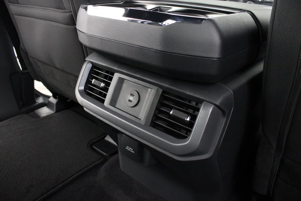 New 2026 Agate Black Metallic Ford XLT image 14