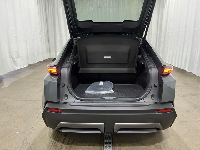 2026 Toyota C-HR SE - Photo 11