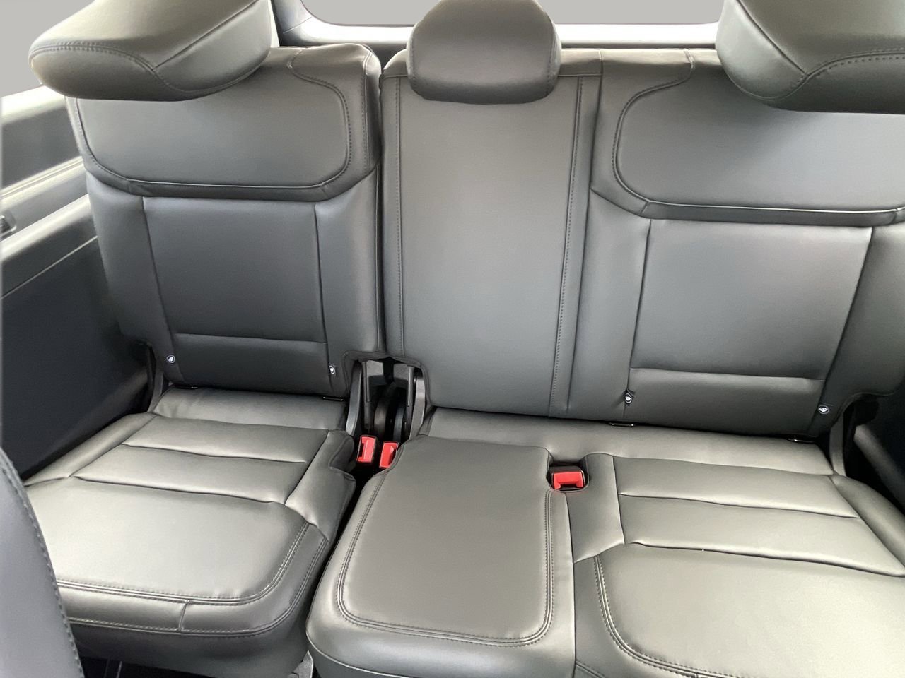 New 2026 Space Silver Metallic Ford Active image 18
