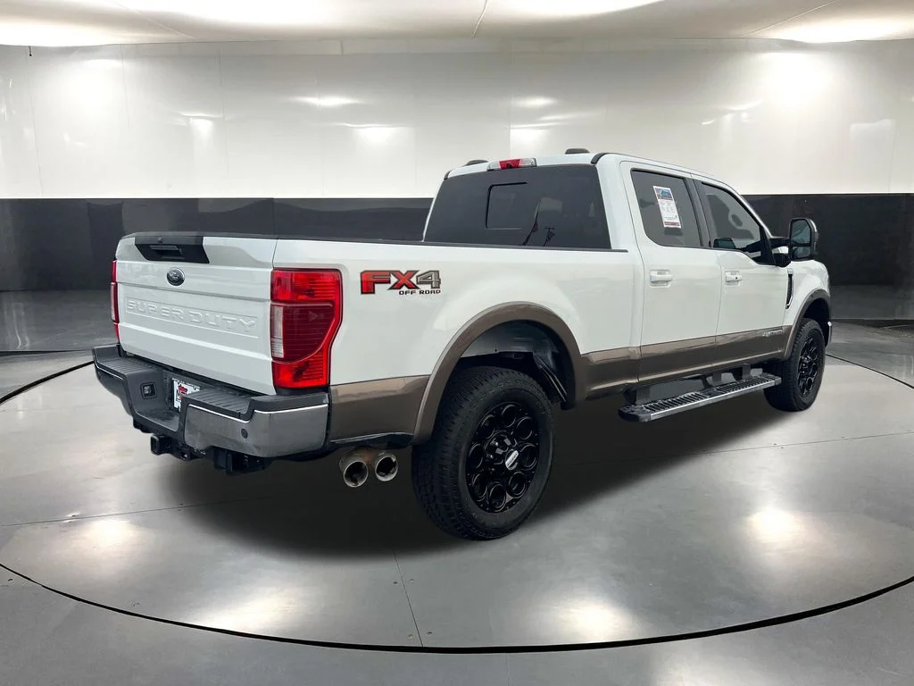 Used 2022 White Ford Lariat image 11