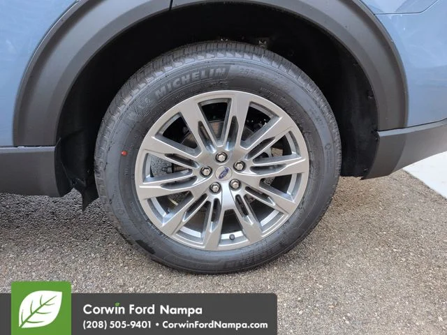New 2026 Vapor Blue Ford Active image 31