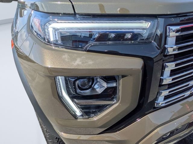 Used 2024 Brown GMC Denali image 9