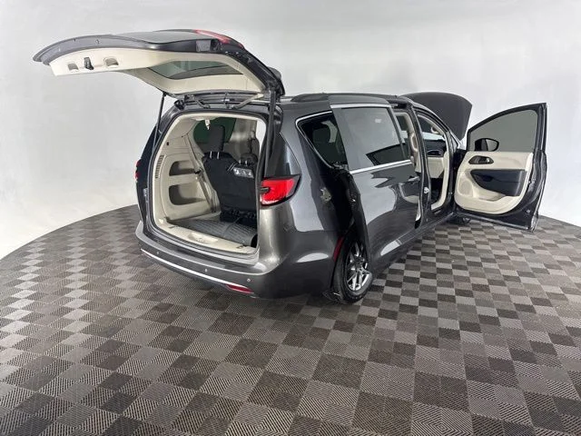 Used 2021 Gray Chrysler Touring image 17