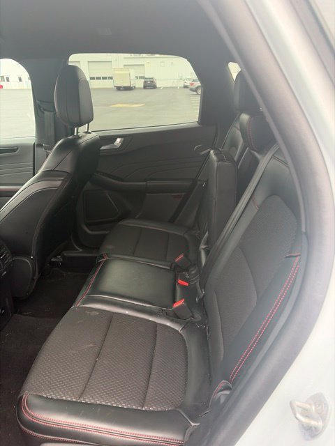Used 2025 Silver Metallic Ford ST-Line Select image 16