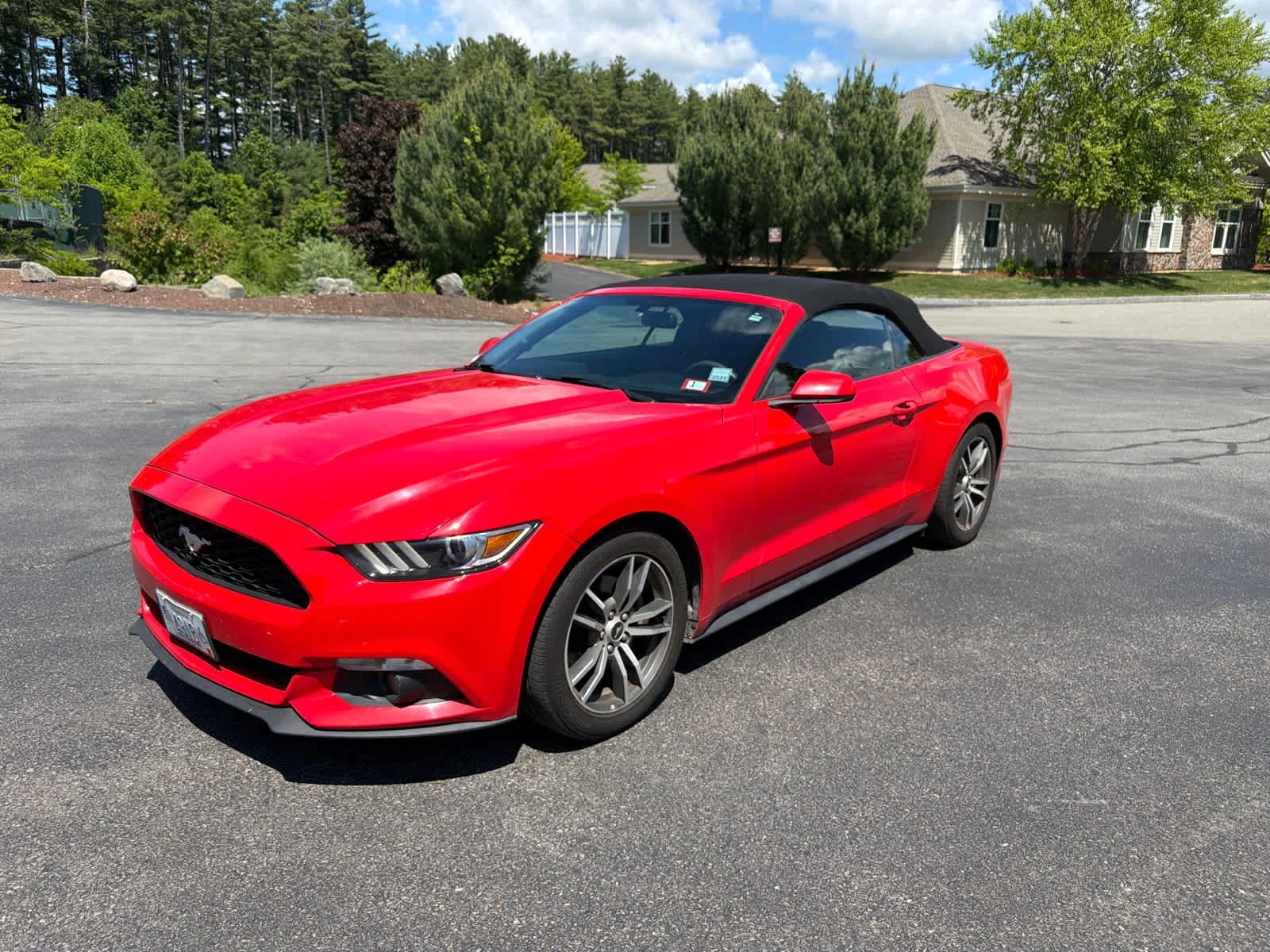 2016 Ford Mustang EcoBoost Convertible Premium's photo