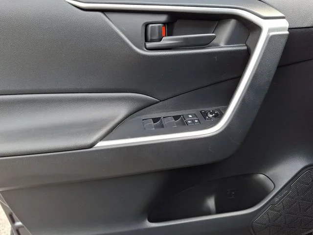 Used 2019 Gray Toyota LE image 13