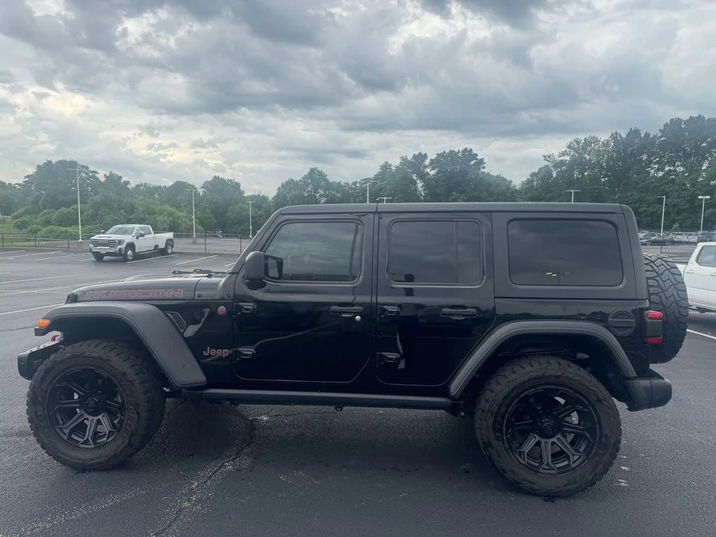 Used 2018 Black Jeep Unlimited Rubicon image 7