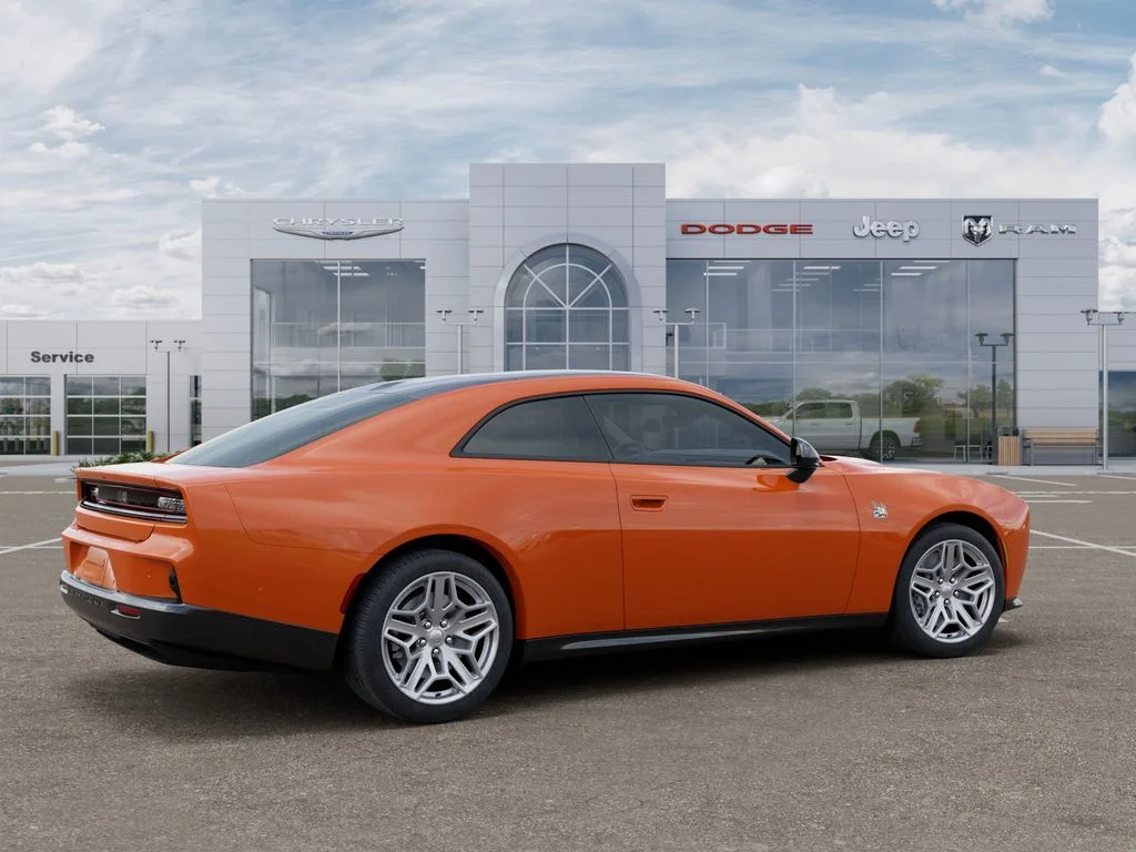 2026 Dodge Charger Daytona Scat Pack - Photo 4
