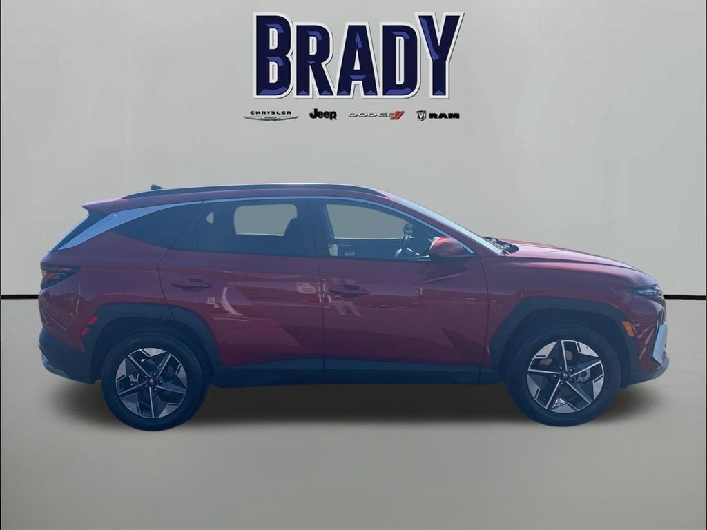 Used 2026 Red Hyundai SEL image 8