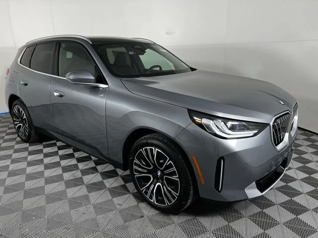 2026 BMW X3 30 XDRIVE's photo