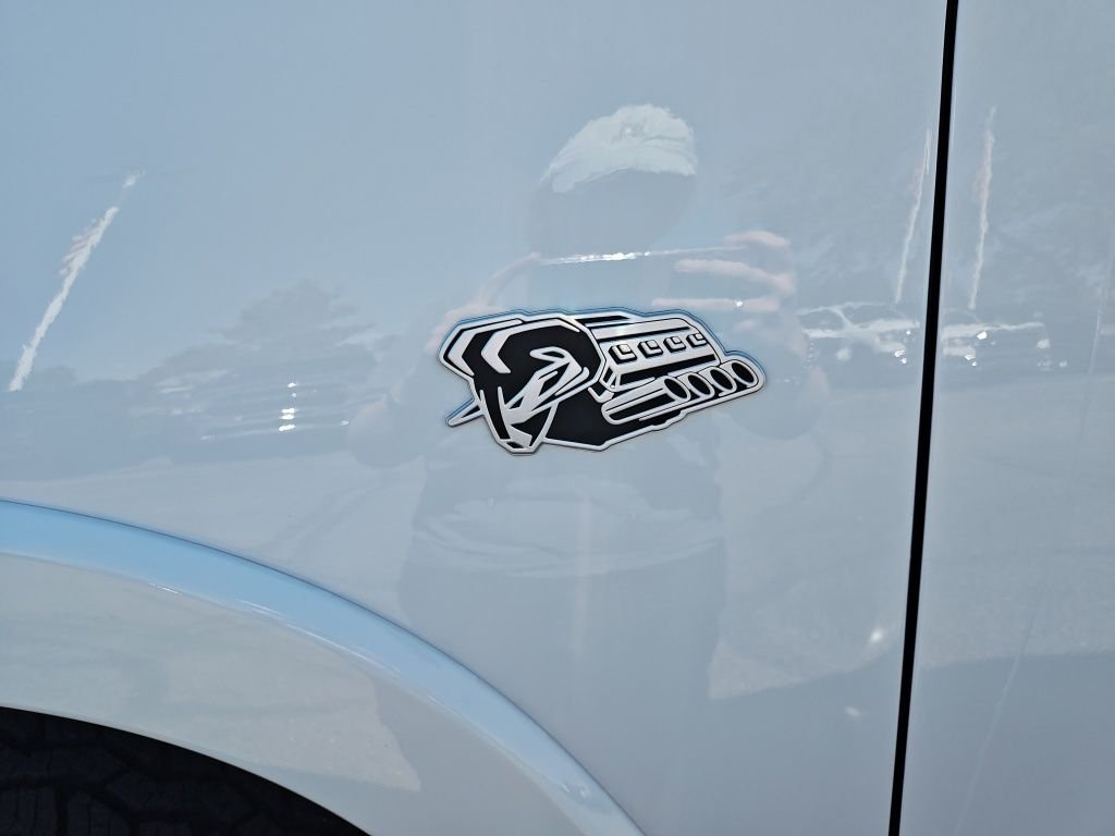 New 2026 Bright White Clear-Coat Exterior Paint RAM Big Horn/Lone Star image 12