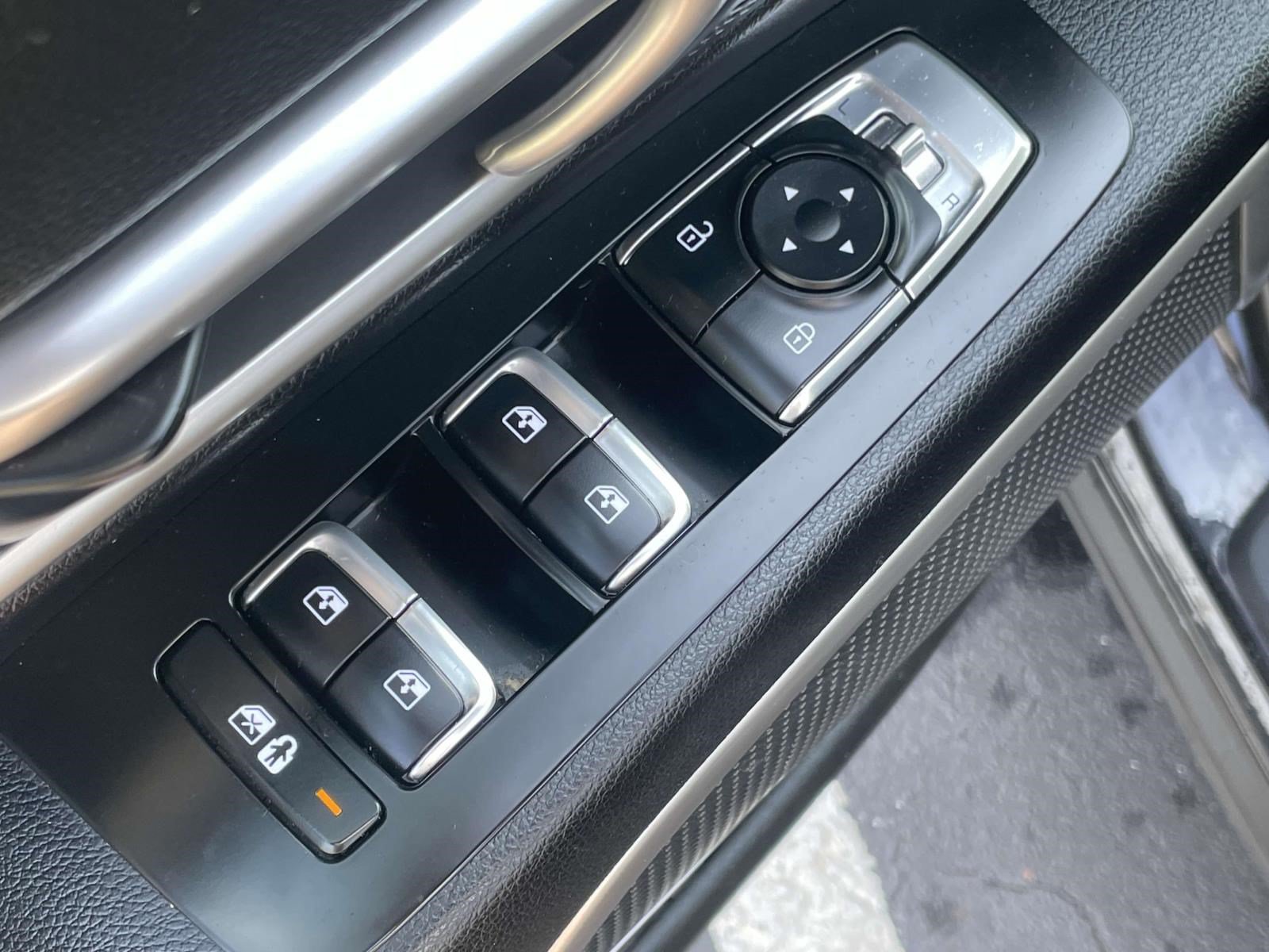 Used 2021 Ebony Black Kia S image 19