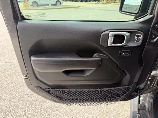 Used 2020 Gray Jeep Unlimited Sport S image 10