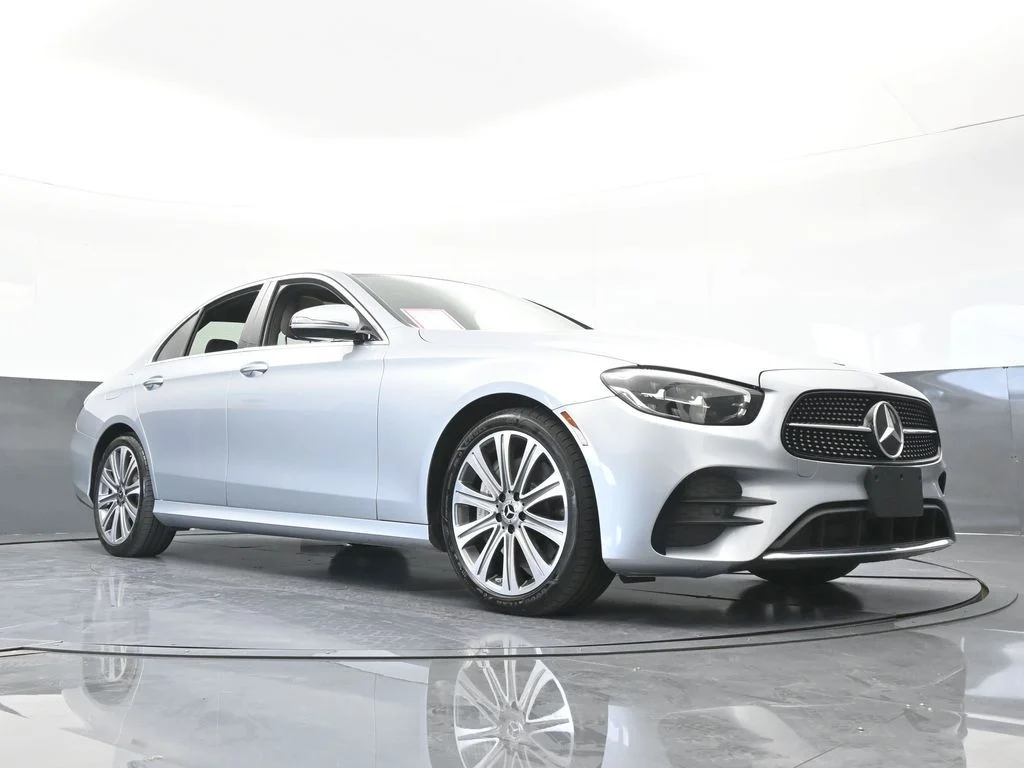 Used 2021 Gray Metallic Mercedes-Benz E 450 image 64