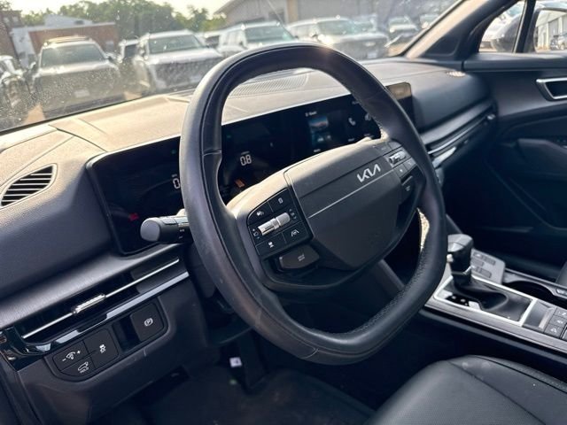 Certified Used 2026 Black Kia X-Line image 14